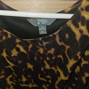 Terra & Sky Leopard Print Top